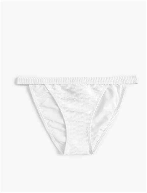 Beyaz Kadın Dokulu Bikini Altı Normal Bel 3SAK00016MM Koton