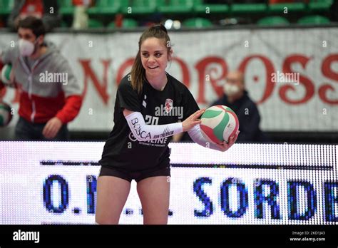 Alice Gay Hi Res Stock Photography And Images Alamy