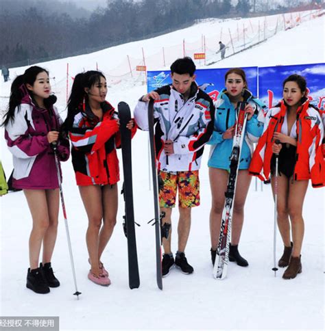 Con gái Trung Quốc mặc bikini giữa tuyết trắng gây hoang mang Titanic Nơi mọi thứ được chia sẻ