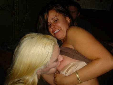 Having Fun Nudes Amsinhd NUDE PICS ORG