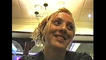 Amateur Persuaded To Flash On The Train XVIDEOS