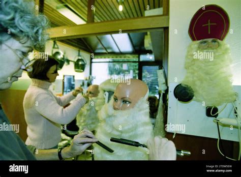 Wig maker johan boon hi-res stock photography and images - Alamy