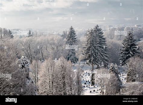 Frozen Cemetery Hi Res Stock Photography And Images Alamy