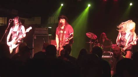 Nashville Pussy You Re Goin Down Live YouTube