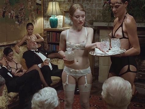 Emily Browning Naked Photos TheFappening
