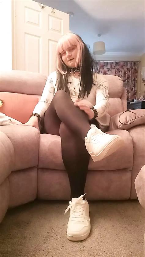 Aimee Teases With Her Feet Shemale Pantyhose Solo Porn XHamster