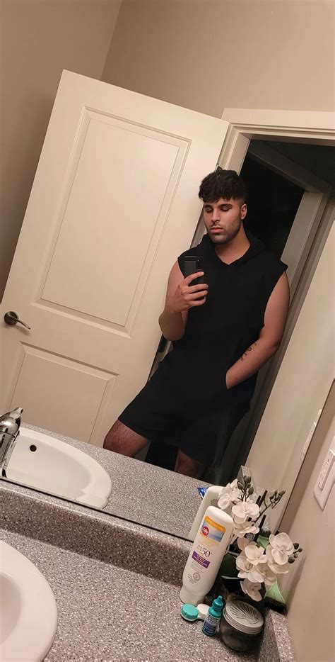 Hope Everyone Had A Good Day Nudes Gaybrosgonemild NUDE PICS ORG