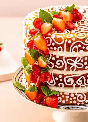 Koristeellinen Naked Cake Resepti Dr Oetker