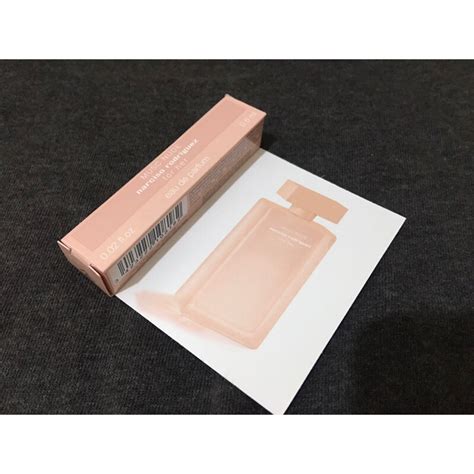 Narciso Rodriguez Musc Nude 粉裸繆思女性淡香精原廠噴式試管0 6ml 蝦皮購物