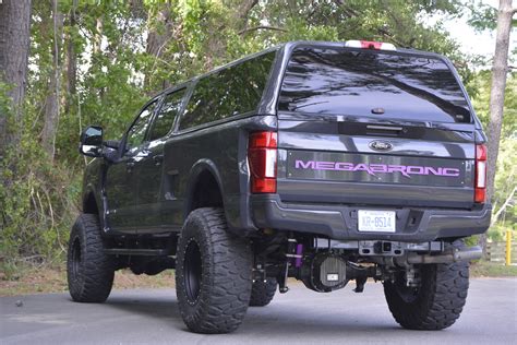 Megabronc Megarexx Trucks