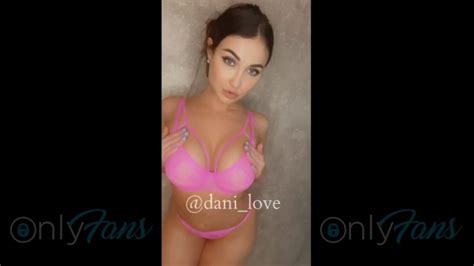 Hot Babe Gets Moving Pornhub