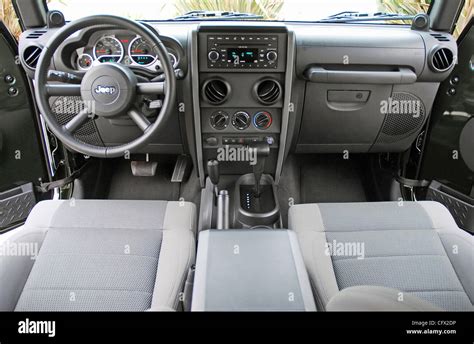 Dashboard 2007 Jeep Wrangler Rubicon Stock Photo Alamy