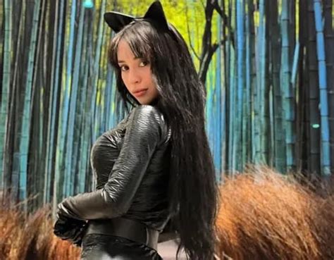 Verónica Perasso acapara las miradas de sus fans con su bikini En El