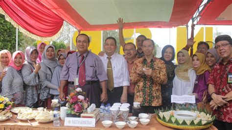 Lomba Masak Warnai Hari Kartini Di Unsri