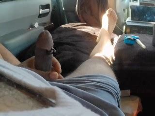 公鸡在小路上的卡车内戏弄 Pornhub Gay