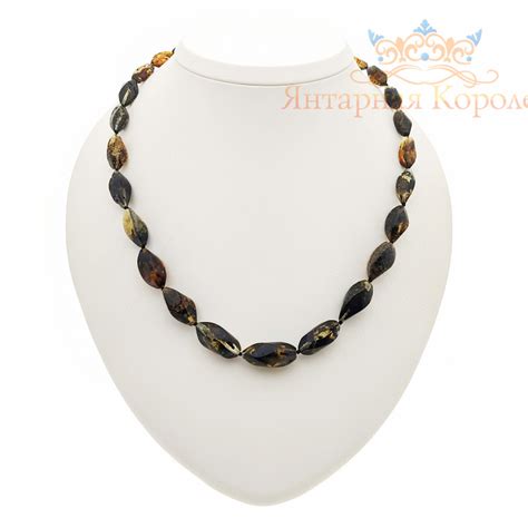 Купить Бусы из янтаря "Елена" по цене 2 520 руб.