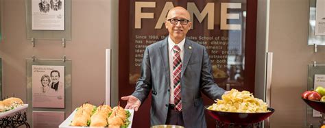 Andrew Fuchs – @theU