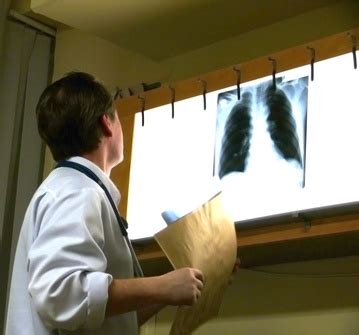 Neoadjuvantní imunoterapie u resekovatelného nemal... | proLékaře.cz