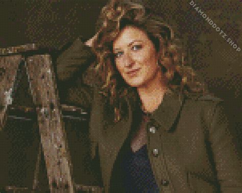 kate box australian actress diamond painting diamonddotzshop