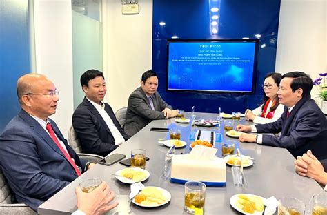 Chủ Tịch Liên đoàn Thương Mại Và Công Nghiệp Việt Nam Vcci Tới Thăm