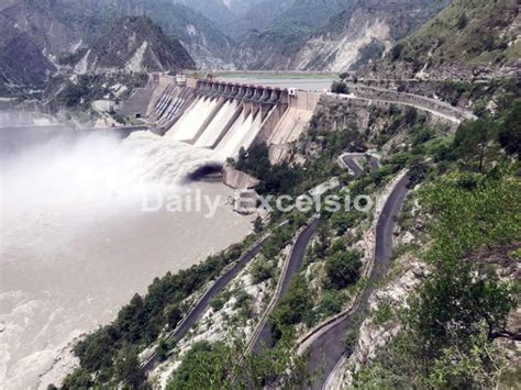 Panoramic view of waterfall in Salal dam at Reasi. -Excelsior/Karandeep