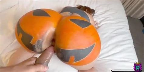 This Is How You Raw Anal Fuck A Huge Ass Halloween Pumpkin Tnaflix
