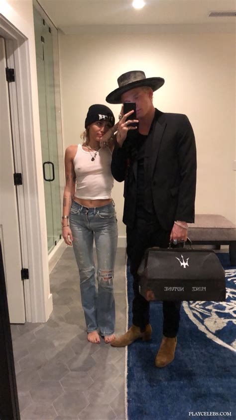 Miley Cyrus Nude And Underwear Selfie Video Playcelebs Net