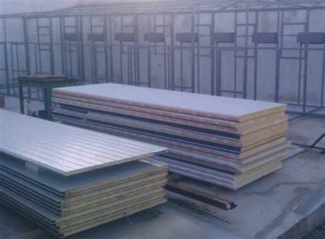 Продавам сандвич панели гр. Сливен Клуцохор • OLX.bg