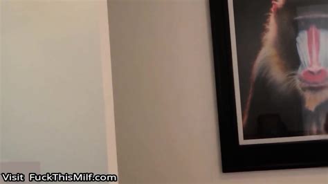 Hot WIFE Se Folla Al De Mantenimiento Y Le Deja Toda La Crema Deja Babe