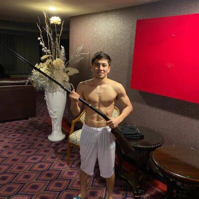 Biggie Strong Cam Model Free Live Sex Show Chat Stripchat