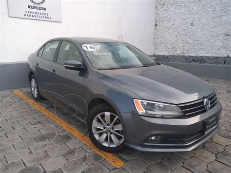 Volkswagen Jetta Comfortline Tiptronic Usado 2016 Color Gris Platino