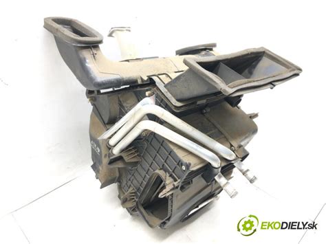 NISSAN X-TRAIL I (T30) 2001 - 2013 2.0 103 kW [140 KM] benzyna 2001 ...