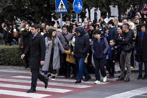 Spinu Ani Predali Vi E Od Potpisa Protiv Preskontejnera Portal