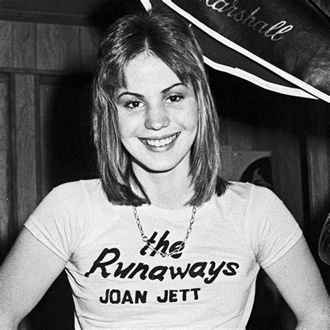 Joan Jett T-Shirt. Tees worn by queen of rock Joan Jett - Worn Free