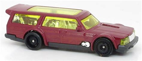 Hot Wheels Drift Volvo 240 Drift Wagon Universo Hot Wheels