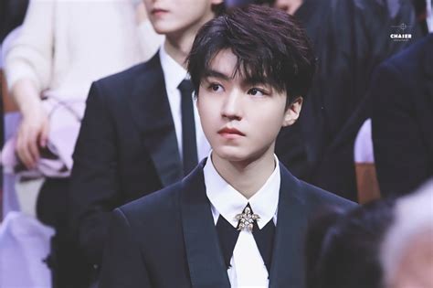 Top Ngh S Cbiz Hot Nh T N A U N M Ch L Nhi T Ba V T M T Angela Baby Nh Ng V N