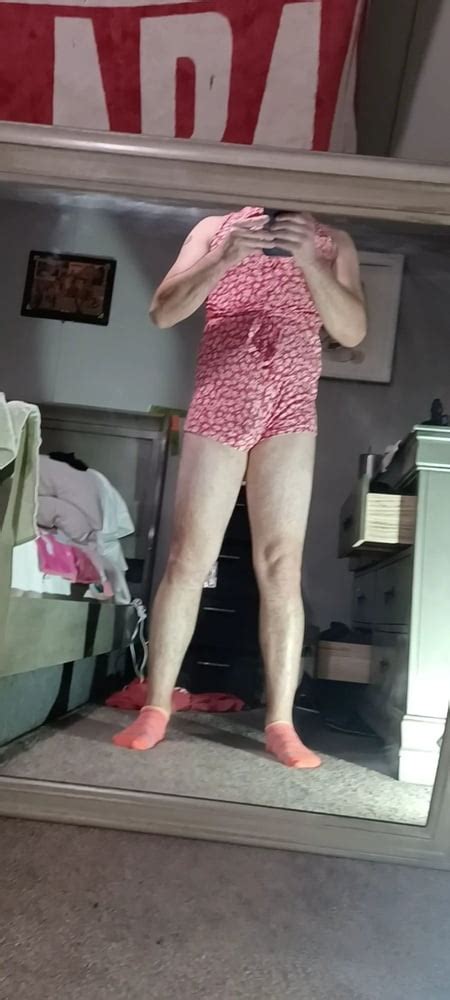 Showing Bubble Ass Pics XHamster