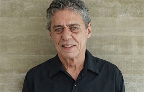 Livro De Contos De Chico Buarque Chega Lista Nielsen Publishnews