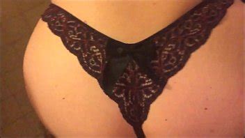 Sexy O2 T A 531 Francaise en lingerie et culotte noire satinée pour seduire et se faire