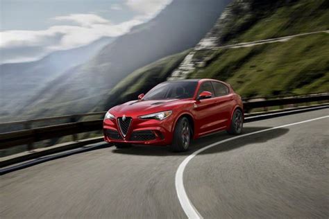 Alfa Romeo Pr Sente Son Premier Suv Le Stelvio Motorlegend