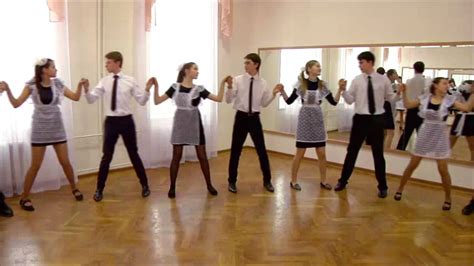 Уроки танцев. Бранль. - YouTube