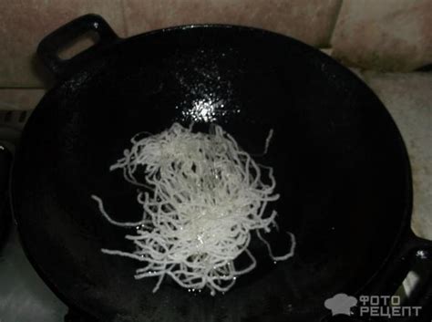 Рецепт: Салат из крахмальной лапши | с морковью