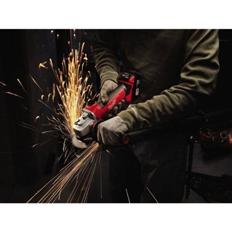 Milwaukee 2695 27s 48 89 4631 M18 18v Lithium Ion Cordless Combo Tool