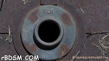 Doncella atractiva chupando helicópteros como un verdadero profesional XVIDEOS