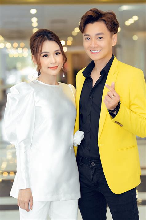 Hot Girl Sam T I V Ng Ki N Huy Ang Trong Giai O N D Nh Ti N L P Gia Nh Ph I Ti T Ki M