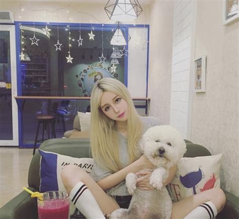 Ng Ng A Khi Nh N Th Y Th N H Nh Th T C A Hot Girl M Ng X H I Trung Qu C