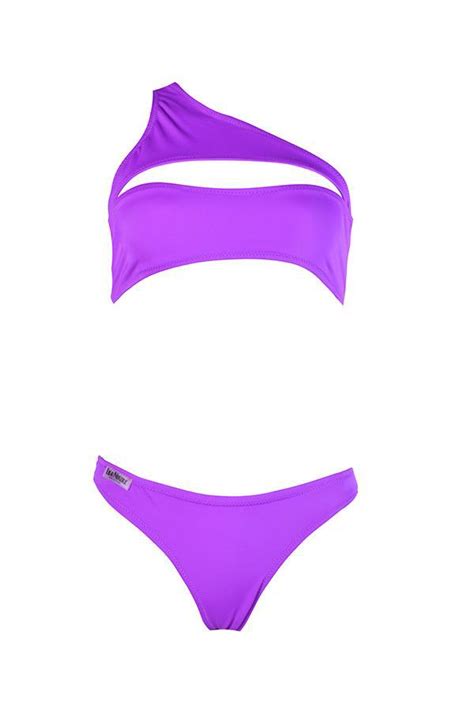 9 Hot Sexy Exuberant Goddess Bikini Pics