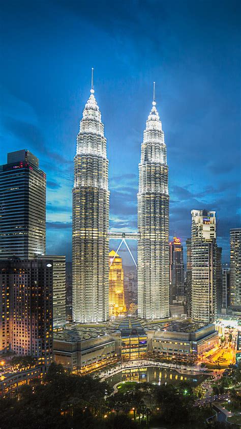 Petronas Twin Towers Wallpapers Wallpaper Cave