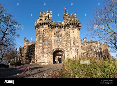 Lancaster Castle, Lancaster, Lancashire, England, UK Stock Photo - Alamy