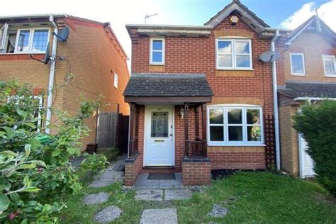 2 Bed Property To Rent In David Peacock Close Tipton Dy4 £950 Pcm